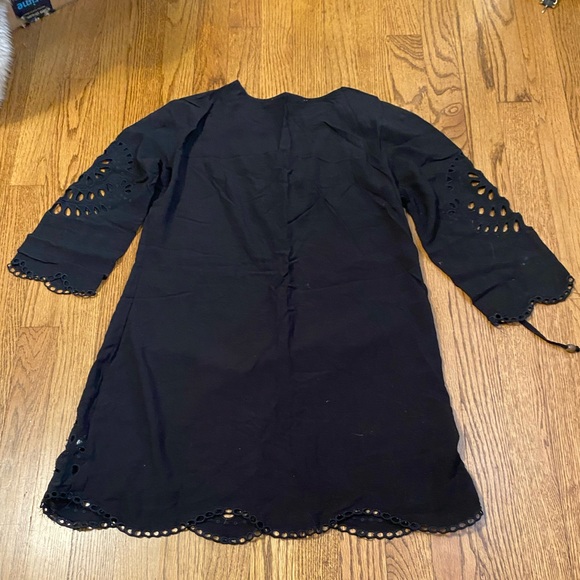 Swimsuit cover up - Picture 7 of 7